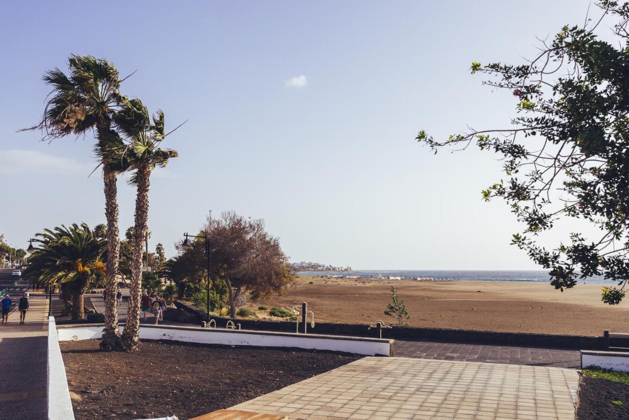 Apartamento Alisios Beach Puerto Del Carmen ปูแอร์โตเดลคาร์เมน ภายนอก รูปภาพ