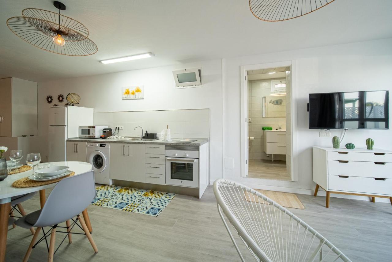 Apartamento Alisios Beach Puerto Del Carmen ปูแอร์โตเดลคาร์เมน ภายนอก รูปภาพ